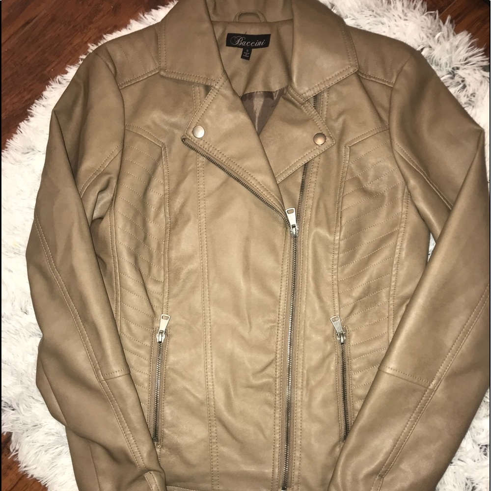Leather jacket✨
